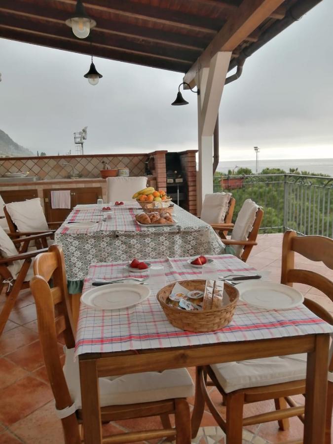 Le Spiagge Bed & Breakfast Letojanni Bagian luar foto